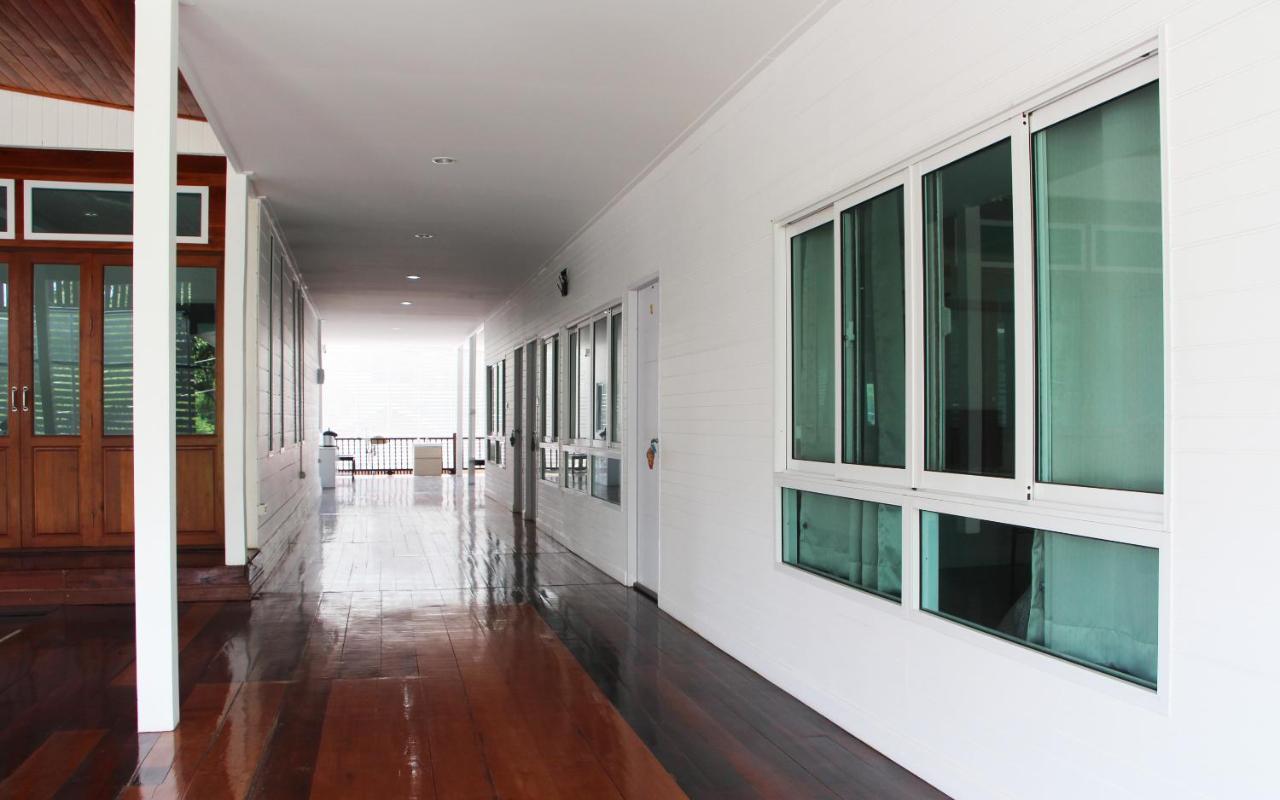 Room In Guest Room - Baan Khunphiphit Homestay No2322 Аюттхая Экстерьер фото