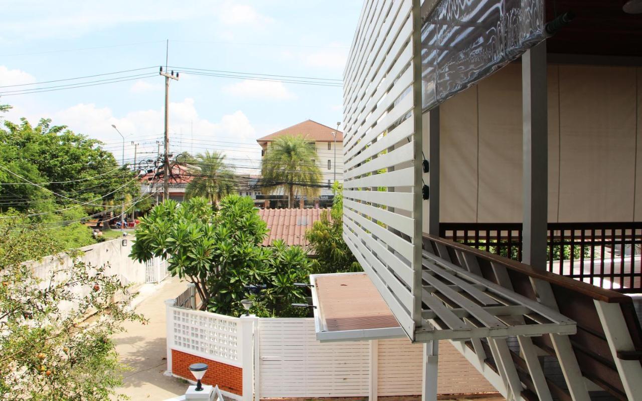 Room In Guest Room - Baan Khunphiphit Homestay No2322 Аюттхая Экстерьер фото