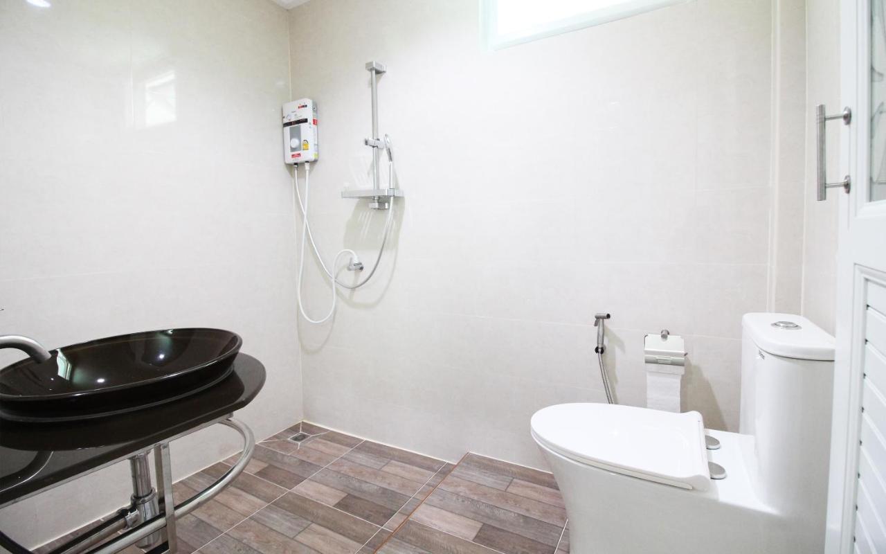 Room In Guest Room - Baan Khunphiphit Homestay No2322 Аюттхая Экстерьер фото