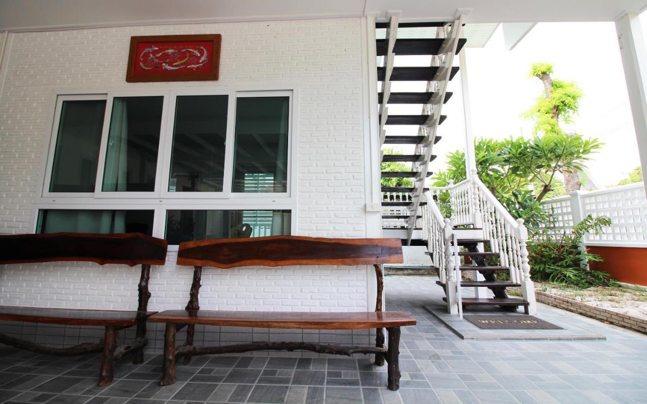 Room In Guest Room - Baan Khunphiphit Homestay No2322 Аюттхая Экстерьер фото
